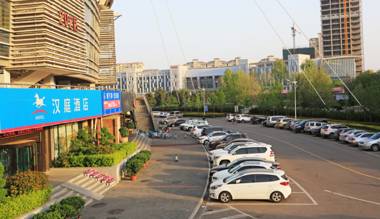 Hanting Hotel Luoyang Sports Center