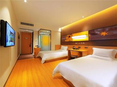 IU Hotel Kunming Xishan Wanda Railway Station