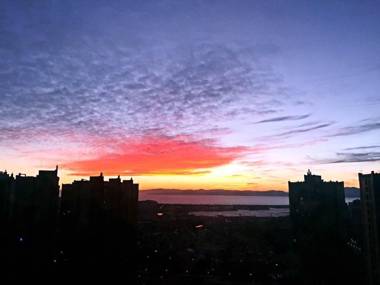 Mingchun International Holiday Hotel