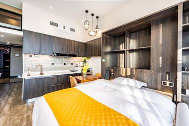 Shining Star Hot Spring Hotel