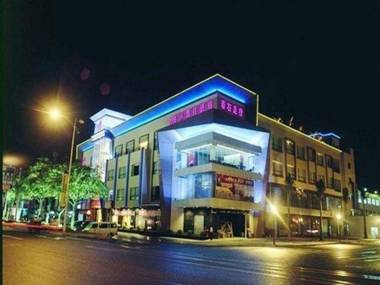 Berlin Holiday Hotel