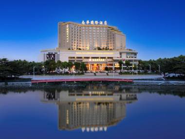 Dongguan South Grand China Hotel