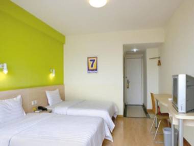 7Days Inn Guangzhou Zengcheng Gualv Square