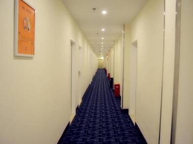 7 Days Inn Dongguan Liaobu Oriental Commercial Street Branch