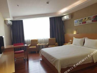 Shi Lun Jiu Dian (Dong Guan Shi Pai Li Feng Hua Yuan Dian )