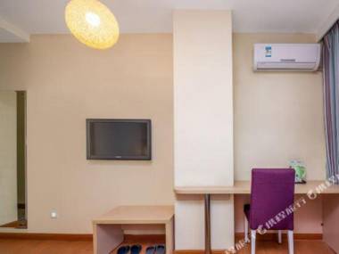 Bafang Chain Hotel (Dongguan Qiaotou Hongda Road)