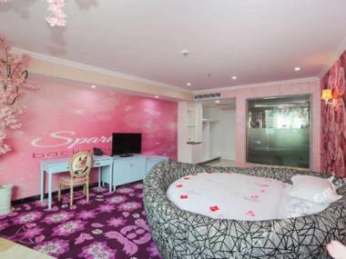 Da Ming Hu Shang Wu Jiu Dian (Dong Guan Hu Men Bei Zha Dian )