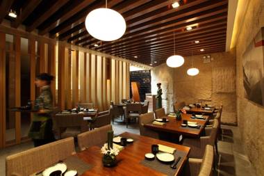 Crowne Plaza Zhongshan Wing On City an IHG Hotel