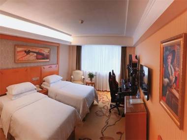 Vienna Hotel Zhongshan Central Coach Station