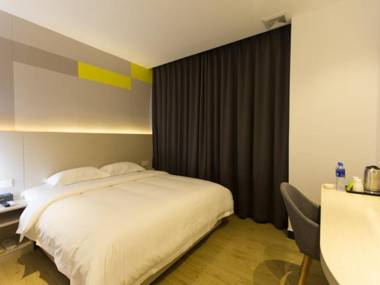 GreenTree Apartment Zhongshan City Shiqi District Zhongshan North Station Hubin North Road Hotel