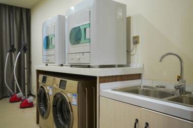 Borrman Hotel Zhonghsan Guzheng Huayi Plaza Light Rail Station