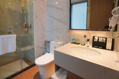 Borrman Hotel Zhonghsan Guzheng Huayi Plaza Light Rail Station