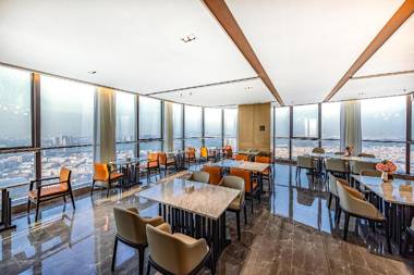 Atour Hotel Zhongshan Guzhen Town Huayi Square