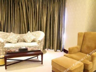 Nanwei Business Hotel