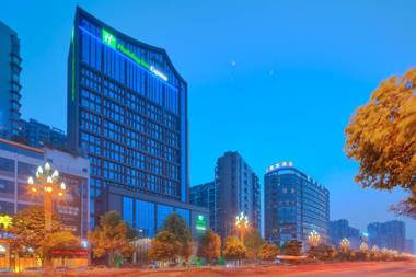 Holiday Inn Express Leshan City Square an IHG Hotel