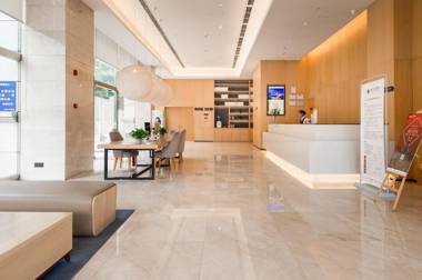 Chonpines Hotels·Leshan Giant Buddha