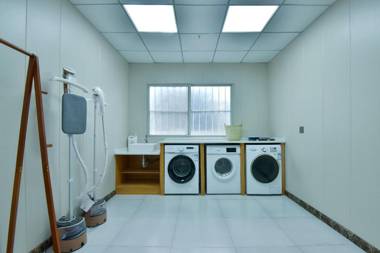 Starway Hotel Kaifeng Jinming Square