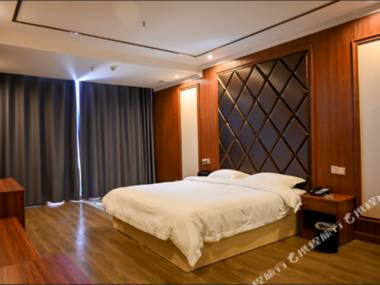 Kaiyuan Yiyuan Hot Spring Hotel