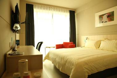 Jinjiang Inn Anyang Linzhou Hongqiqu Street Municipal Government Branch