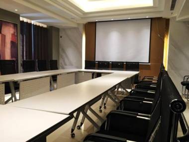 Jinjiang Inn Anyang Linzhou Hongqiqu Street Municipal Government Branch