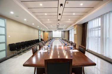 Starway Hotel Hebi Convention And Exhibition Center