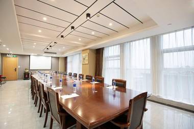 Starway Hotel Hebi Convention And Exhibition Center