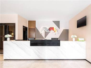 Borrman Hotel Changsha Yingbin Road Metro Station