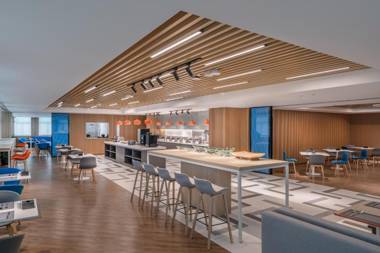 Holiday Inn Express Changsha South Railway Station an IHG Hotel