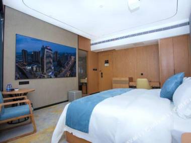 He Hotel
