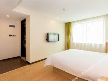 IUJiu Dian (Zhang Sha Huo Che Zhan Di Tie Zhan Dian )