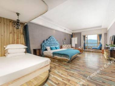 Tanzhou Hotel (Changsha Xiangjiang Middle Road Metro Station)