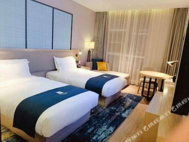 Echarm Hotel (Changsha County Xingsha Metro Station Phoenix City)