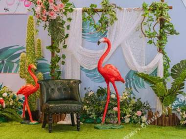 Ka Si Di Man Xiang Jiu Dian (Zhang Sha Li Gong Da Xue Sheng Tai Dong Wu Yuan Dian )