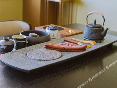 Ka Si Di Man Xiang Jiu Dian (Zhang Sha Li Gong Da Xue Sheng Tai Dong Wu Yuan Dian )