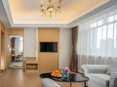 Vienna Hotel Liaoning Anshan Tai'an Shengli Road