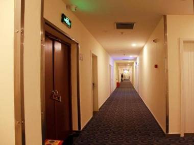 7 Days Inn Chongqing Wansheng Sanyuanqiao Commercial Center Branch