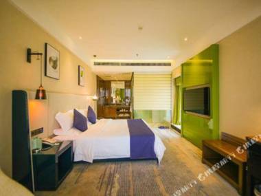 Red Box Exquisite Hotel