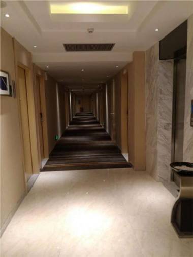 City Comfort Inn Hechi Donglan Bus Terminal