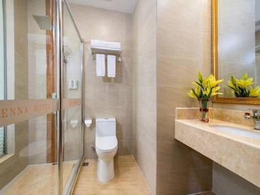 Vienna Hotel Shanwei Lufeng Jieshi Bus Station