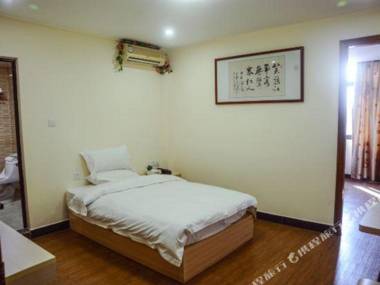 Lu Feng Wei Shi Dai Shang Wu Hotel