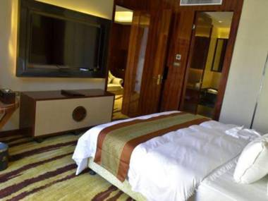 Bai He Zheng Yang Grand Hotel