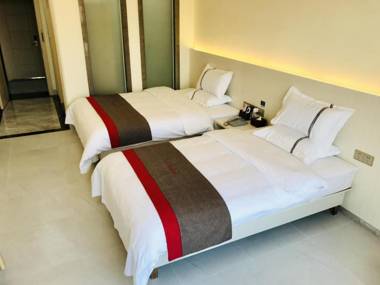 Thank Inn Chain Hotel Hainan Oriental City Triangle Park