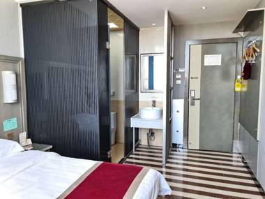 Super 8 Hotel Shihezi University