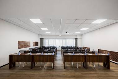 Atour Hotel Chifeng Hongshan Sports Center