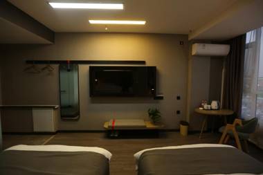 Thank Inn Hotel Shanxi Yangquan Suburb Government Affairs Center