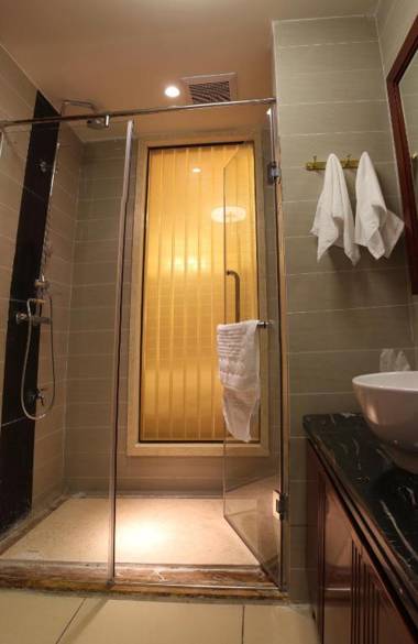 The Silver Beach Country Garden Apartment