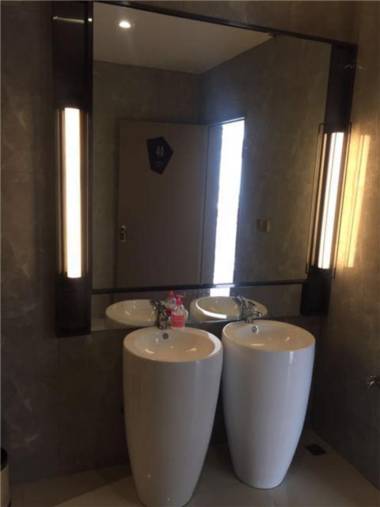 Echarm Hotel Lufeng Longtan Road