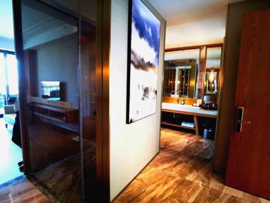 Yunnan Daweishan Jinjiang Resort Hotel