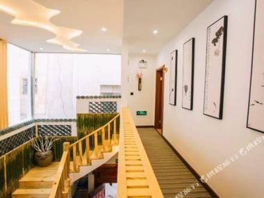 Jianshui  Liuyuan inn