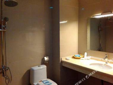 Leading Show Business Hotel